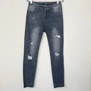 Judy Blue Jeans 9 / 29 Skinny Fit JB84151
Distressed Raw Hem Black Stretch Denim